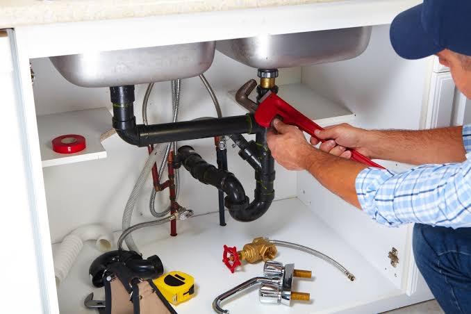 What are the common plumbing issues that arise during home renovations 2